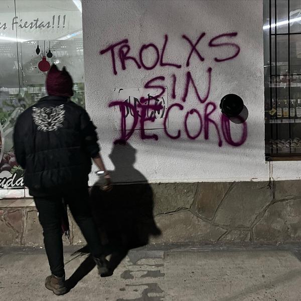 Trolxs